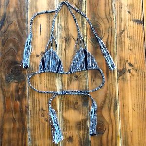 ACACIA Swimwear Bikini Top Polynesia Print Small